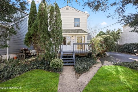 Photo of 28 Florence Avenue, Leonardo, NJ 07737 (MLS # 22535863)