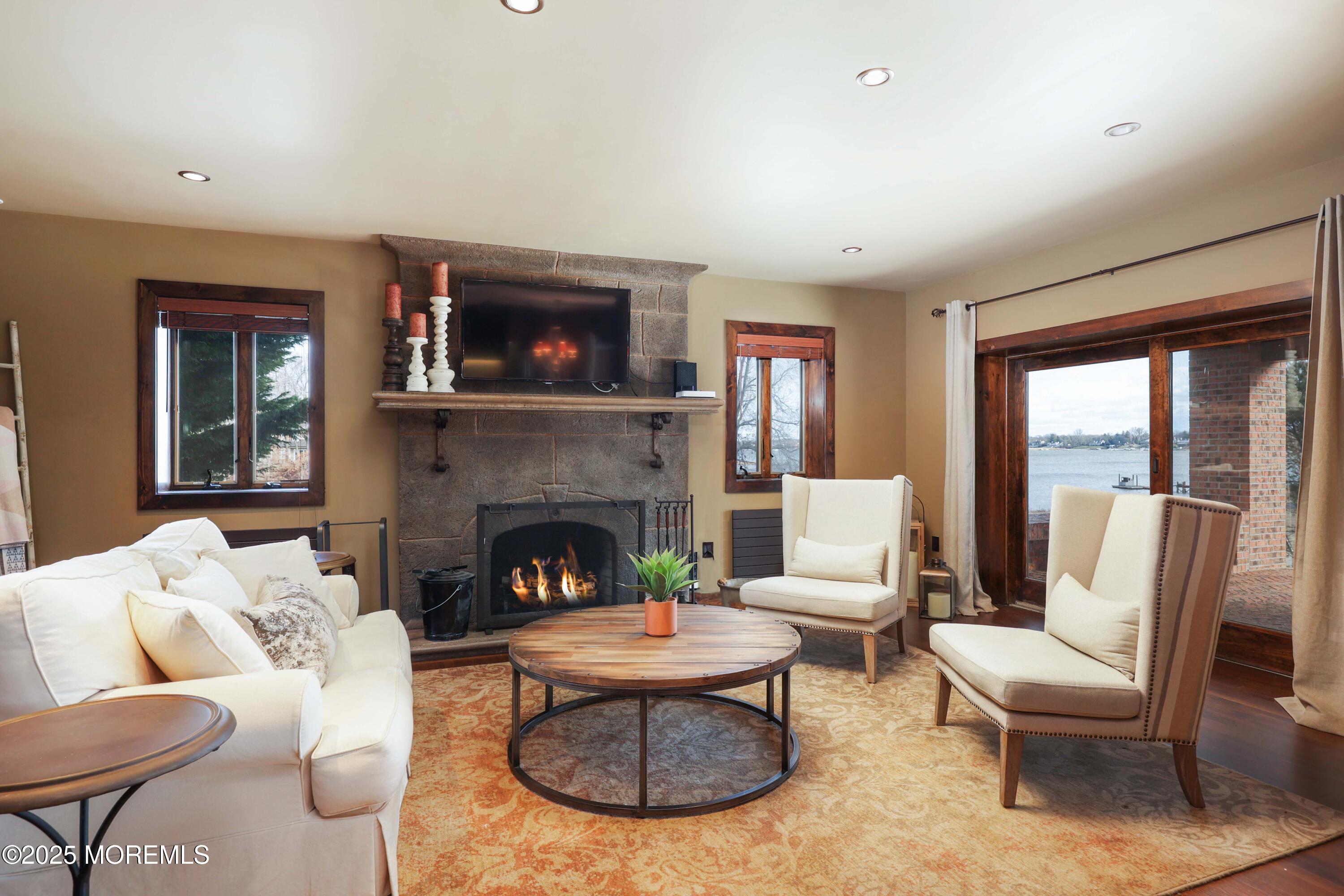 553 Conover Avenue, Red Bank, New Jersey image 14