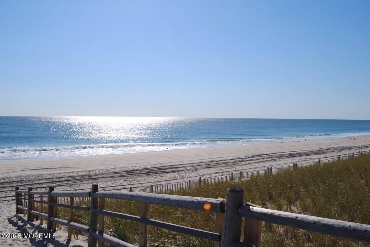 205 Parker, Manahawkin, New Jersey image 37