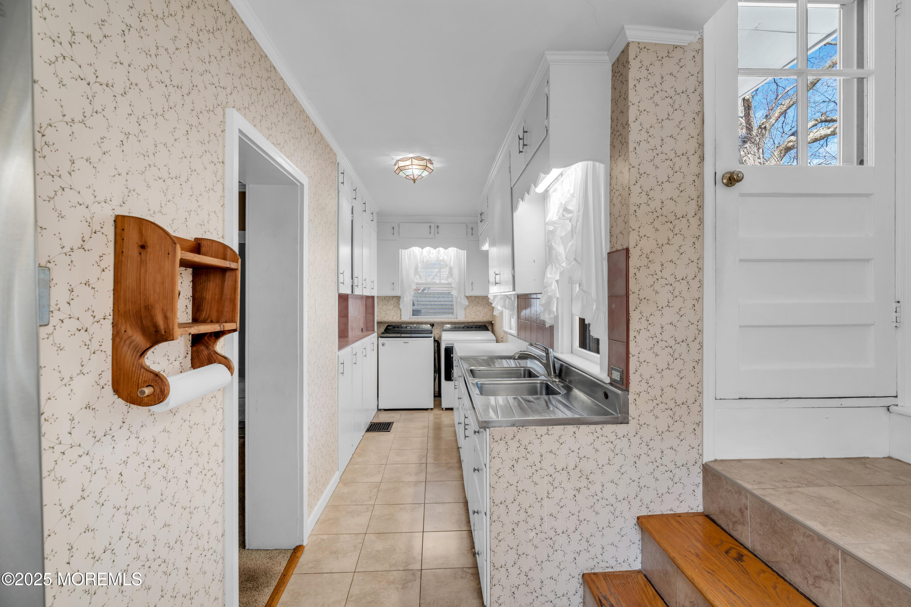 27 Tindall Road, Middletown, New Jersey image 13
