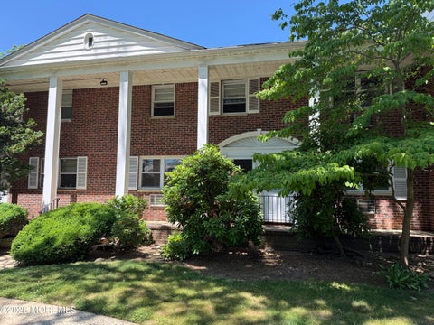 Condo For Sale - 22 Manor Drive #205<br/> Monmouth County, Red Bank, NJ 07701