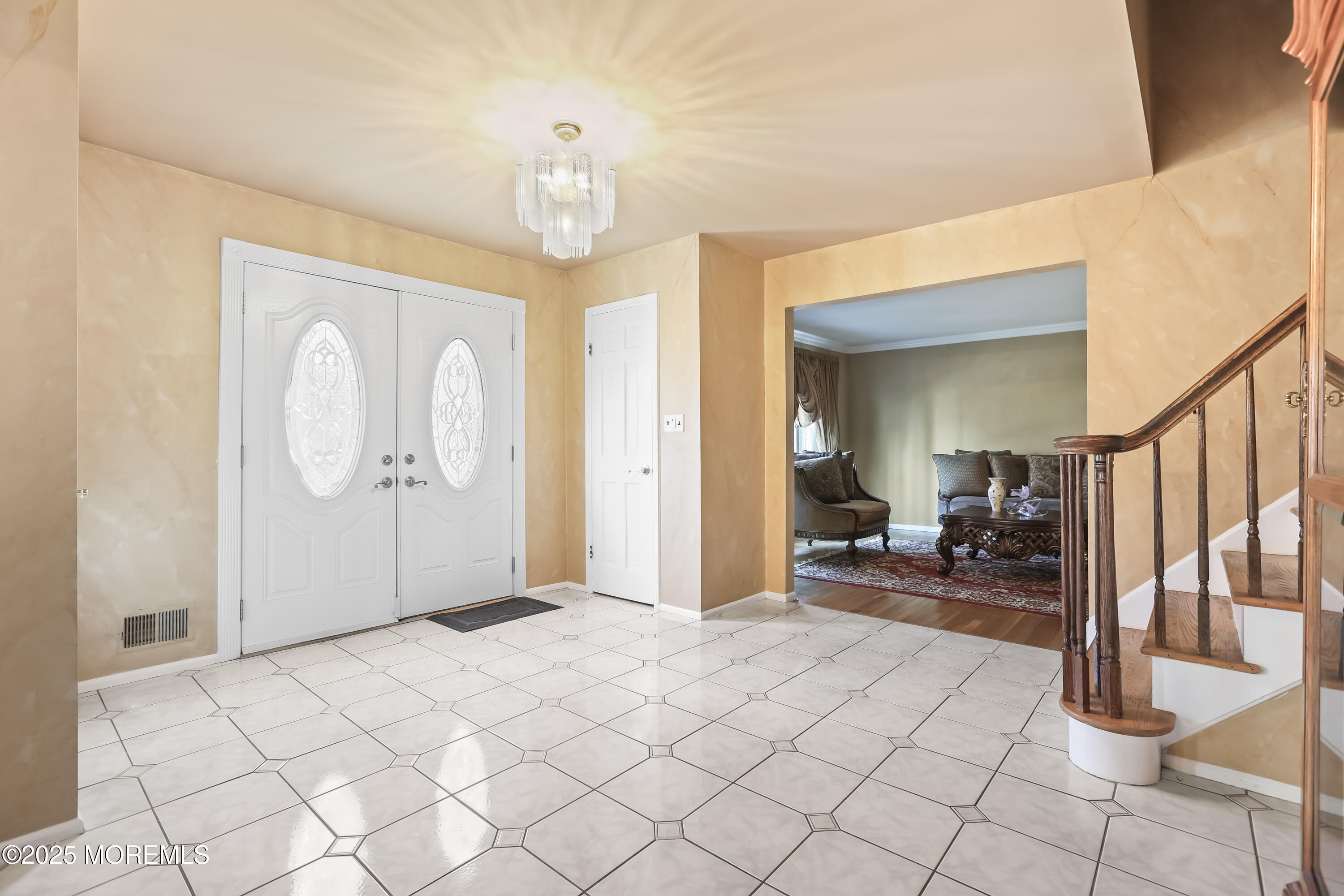 11 Elizabeth Place, Manalapan, New Jersey image 6
