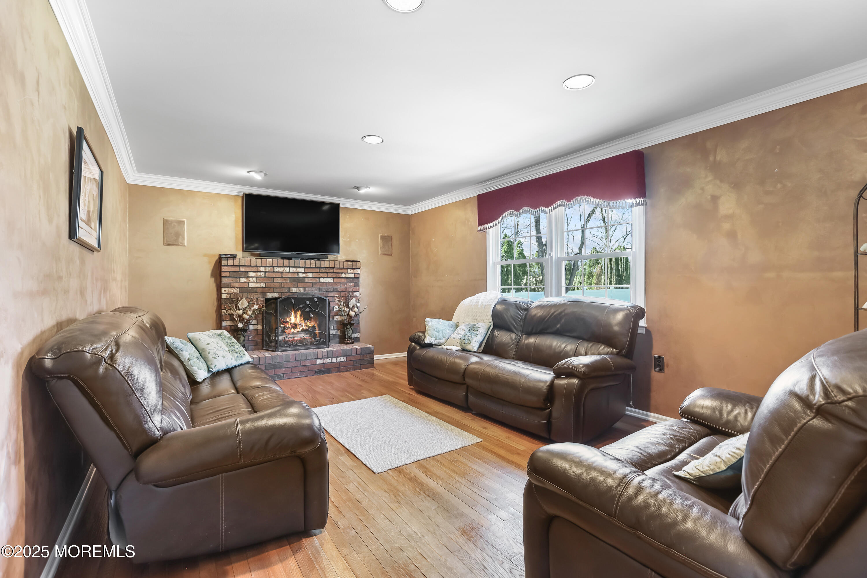 11 Elizabeth Place, Manalapan, New Jersey image 17