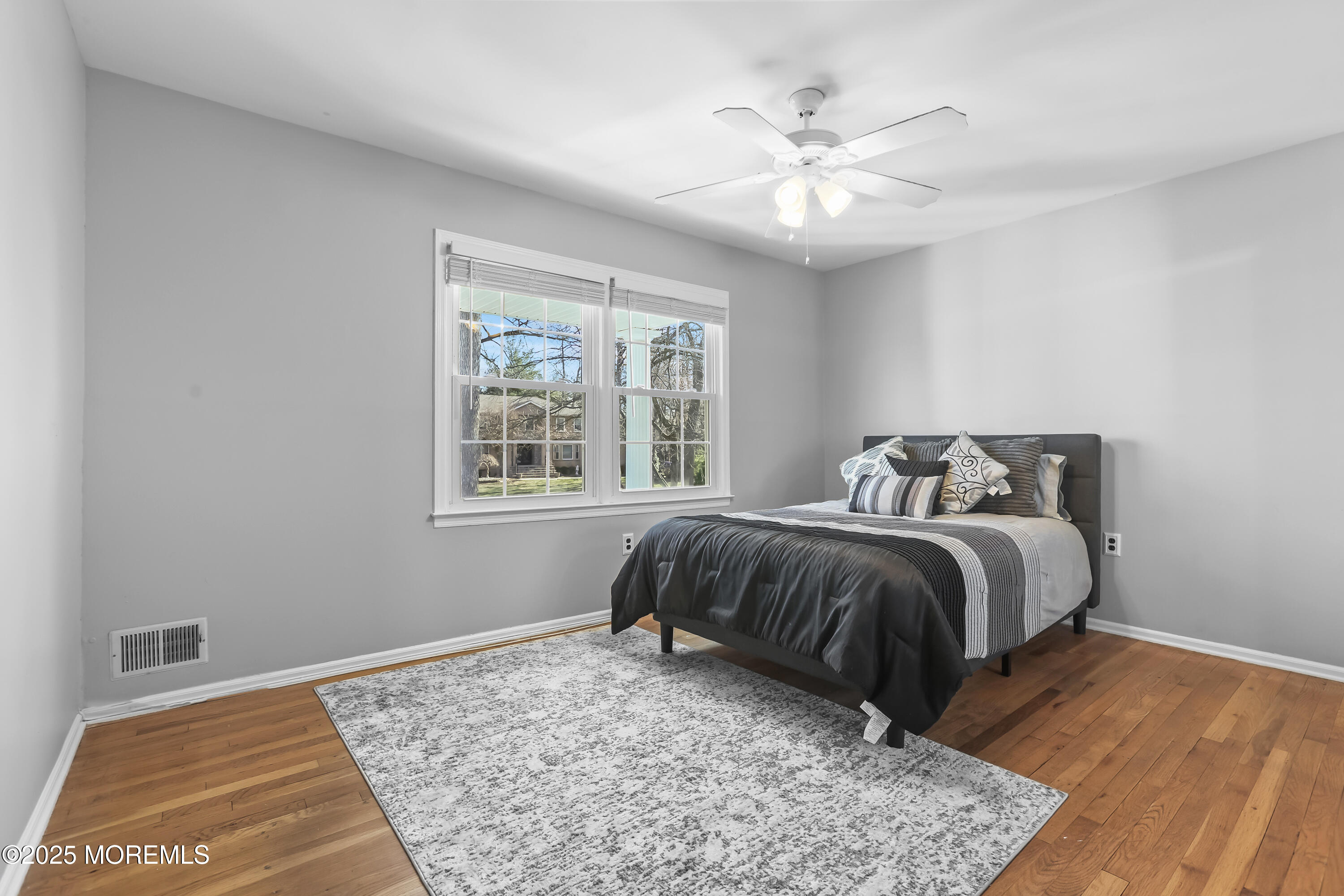 11 Elizabeth Place, Manalapan, New Jersey image 27