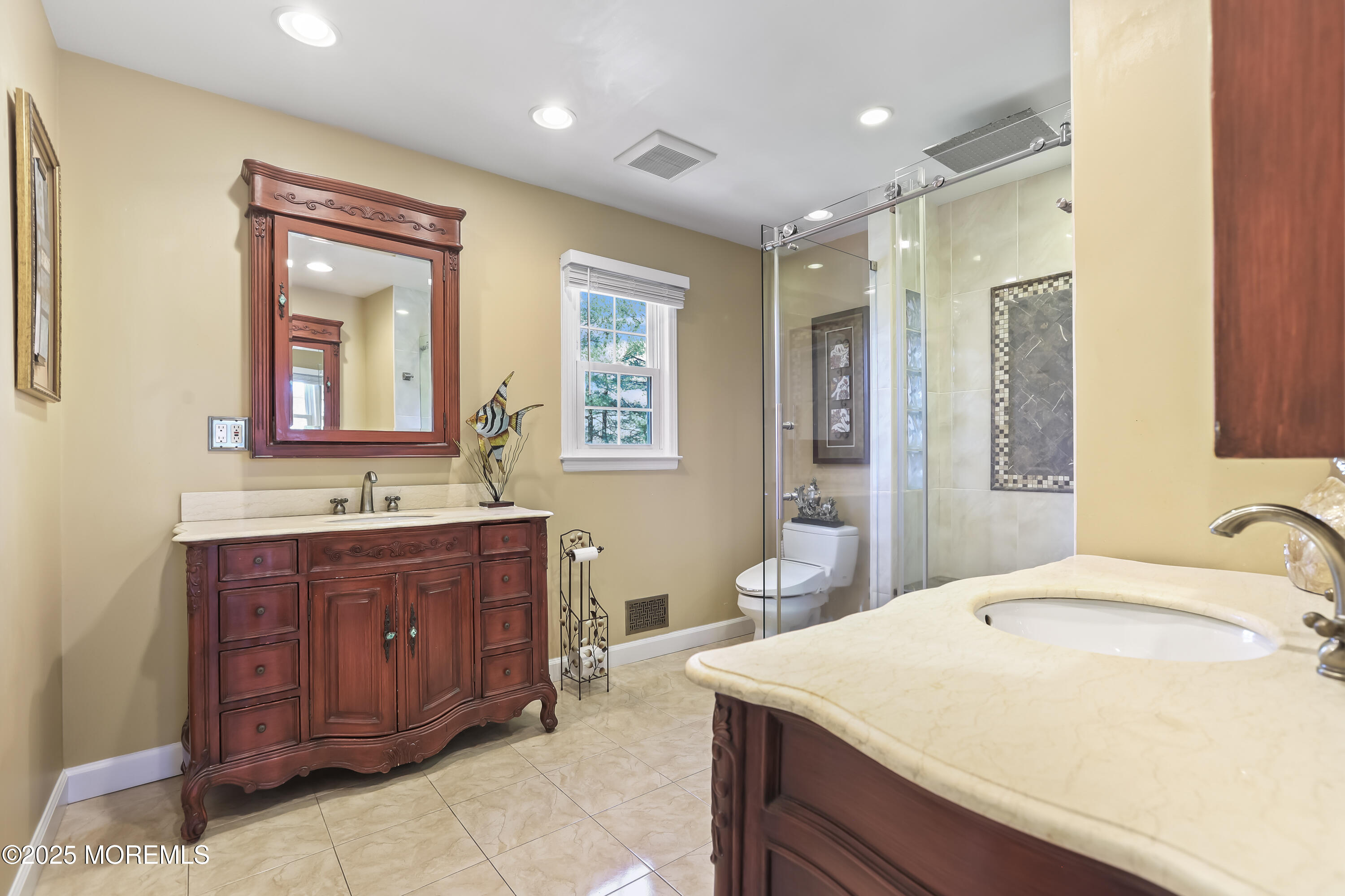11 Elizabeth Place, Manalapan, New Jersey image 22
