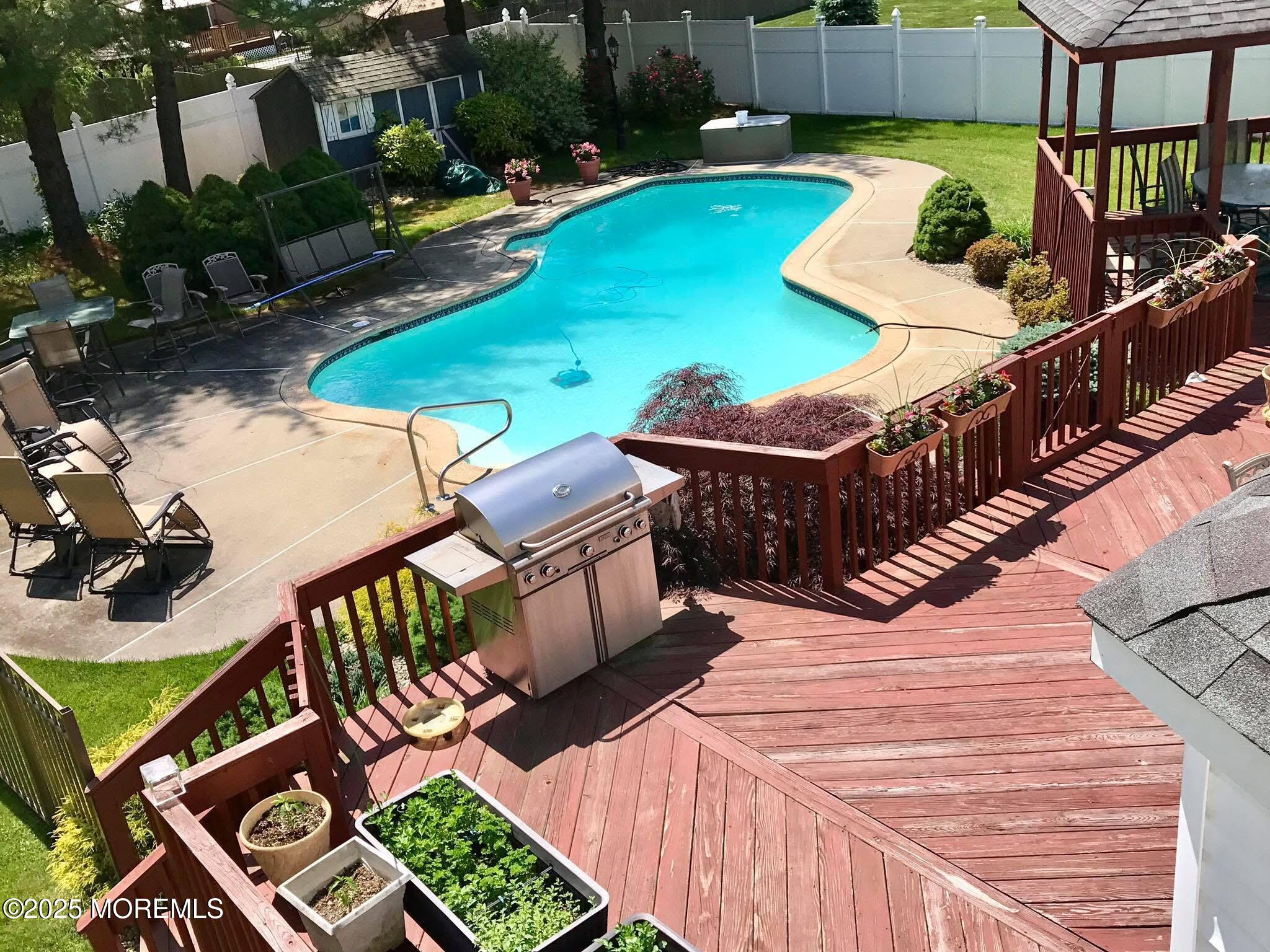 11 Elizabeth Place, Manalapan, New Jersey image 40