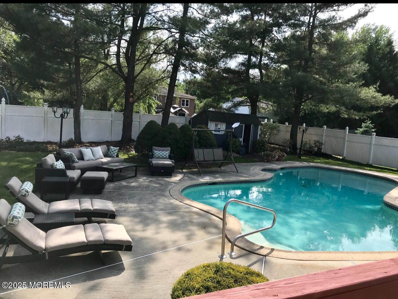 11 Elizabeth Place, Manalapan, New Jersey image 38