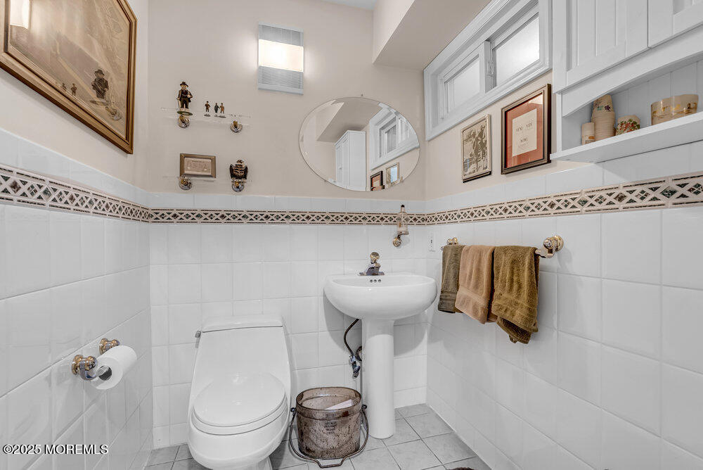 68 Ambassador Drive, Red Bank, New Jersey image 41