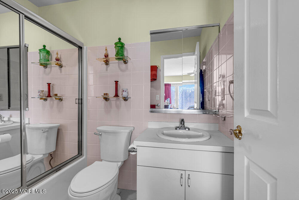 68 Ambassador Drive, Red Bank, New Jersey image 33