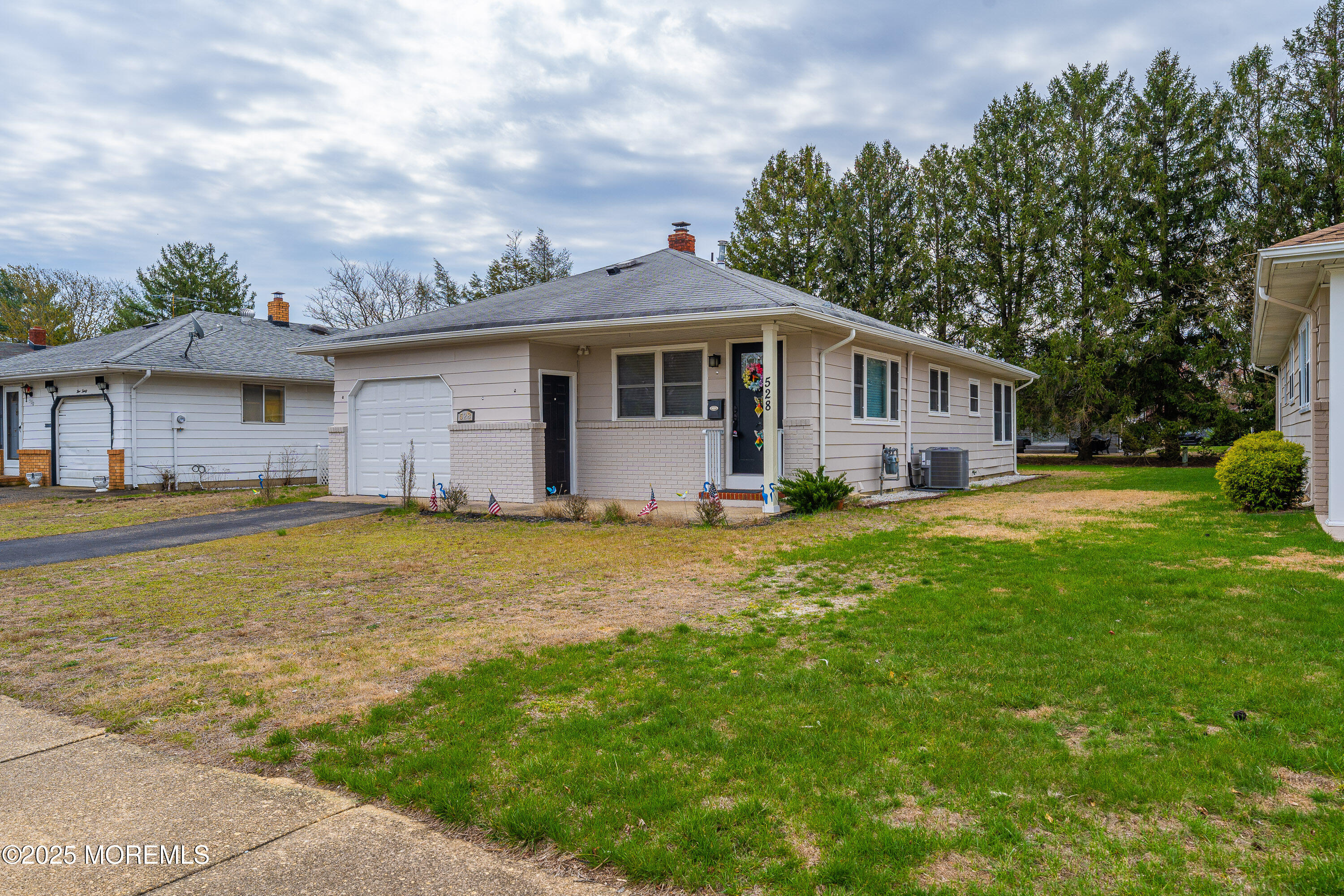 528 Jamaica Boulevard, Toms River, New Jersey image 2