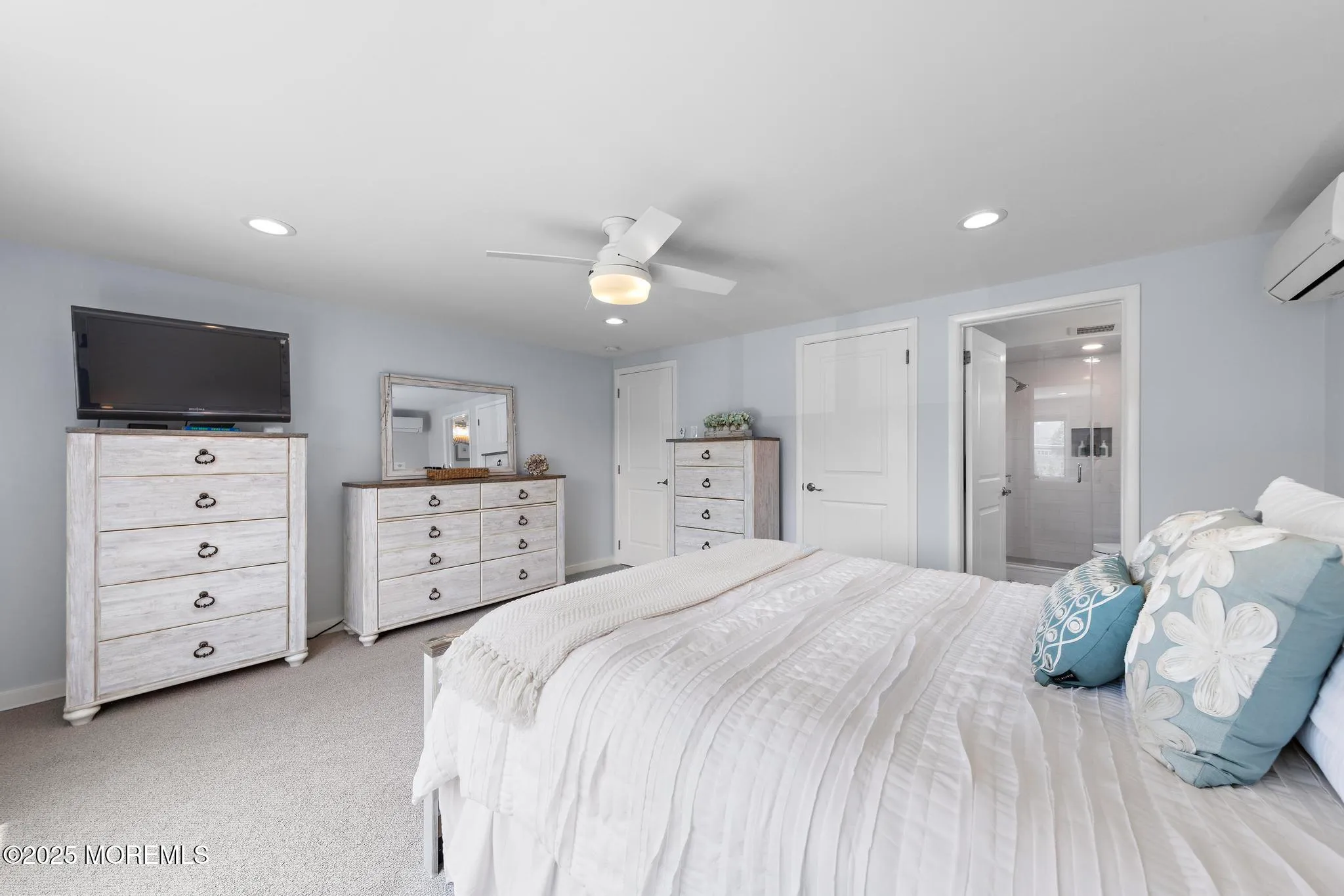 Long Beach Twp, New Jersey 08008, United States, 5 Bedrooms Bedrooms, ,3 BathroomsBathrooms,Residential,Active,159167