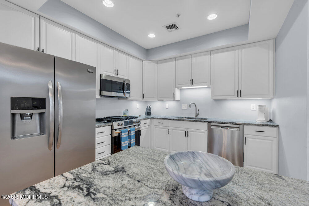 162 Main Street, Manasquan, New Jersey image 12