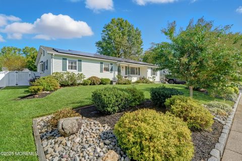 Photo of 7 Steven Place, Jackson, NJ 08527 (MLS # 22530136)