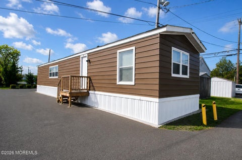 Mobile Home For Sale - 10 Misty Lane<br/> Jackson, NJ 08527