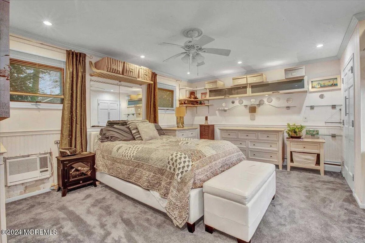 Rumson, New Jersey 07760, United States, 3 Bedrooms Bedrooms, ,1 BathroomBathrooms,Residential,Active,132755