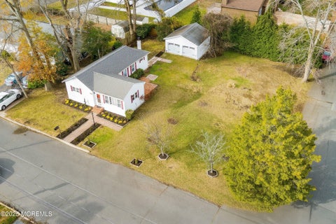 Homes For Sale - 709 Talmadge Avenue<br/> Oakhurst, NJ 07755