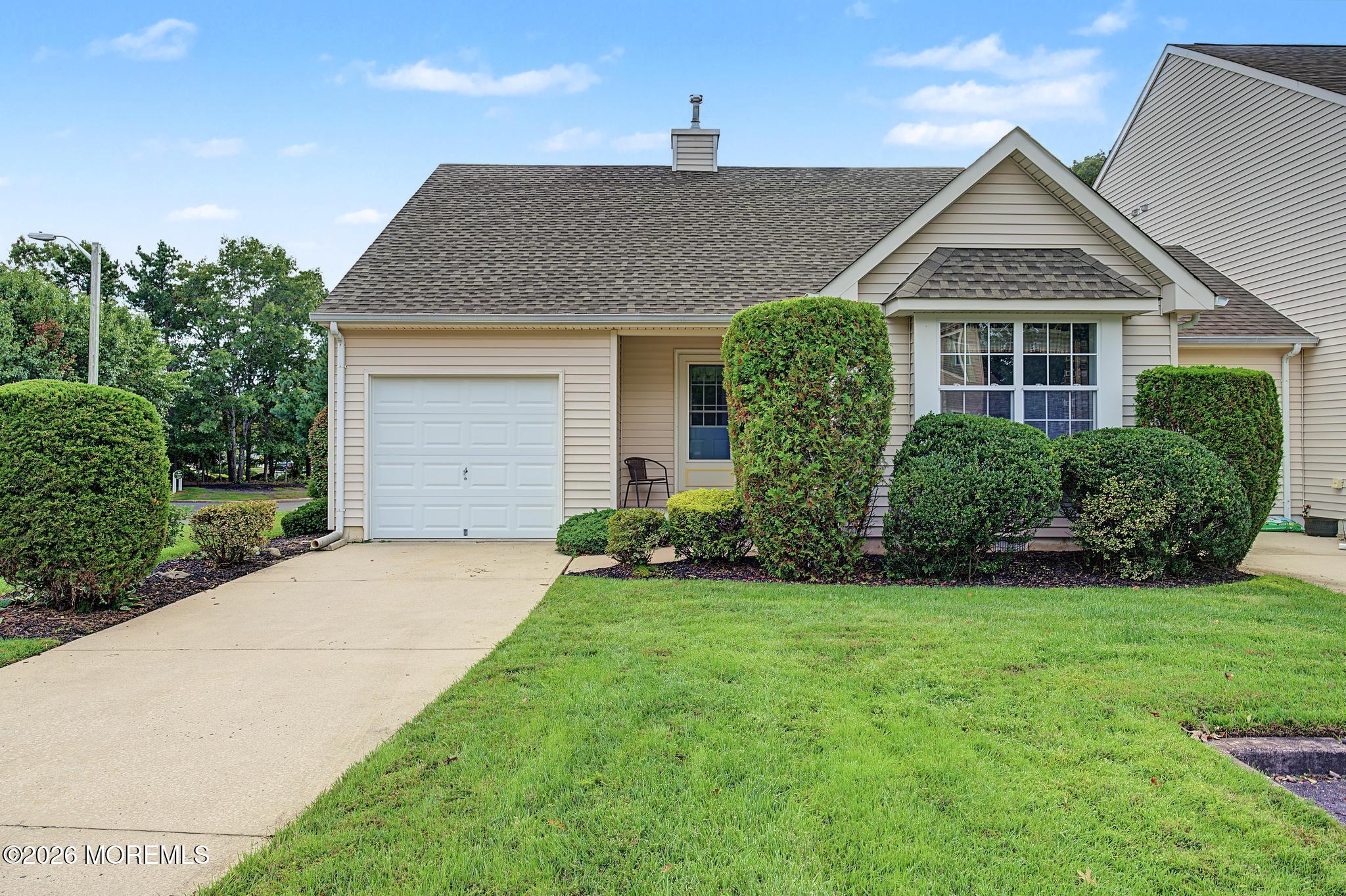 40 Pebble Beach Lane