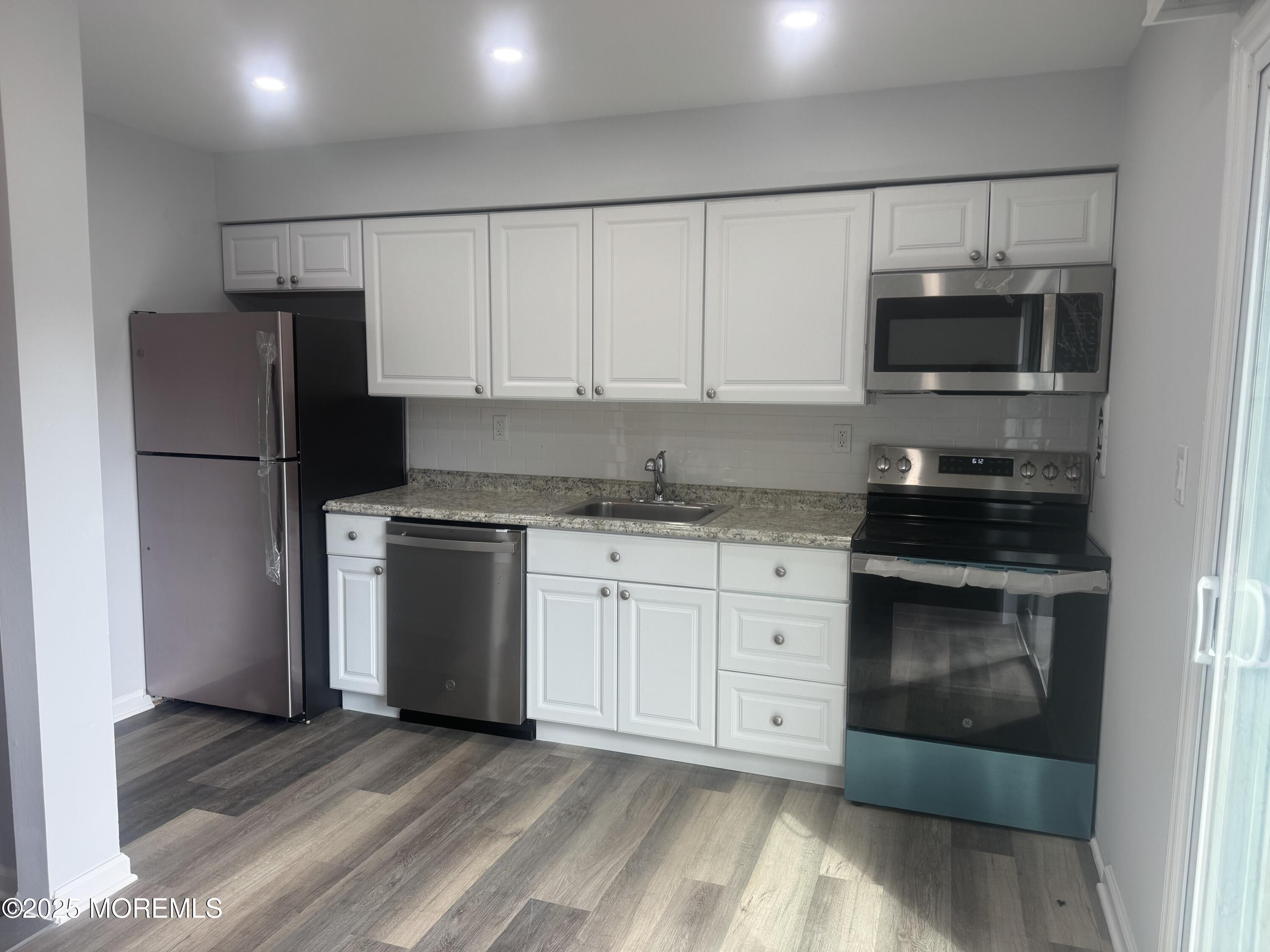 96 East Avenue 42