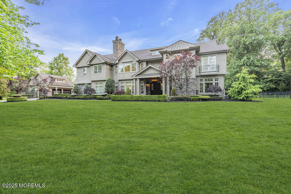 23 Pilgrim Way