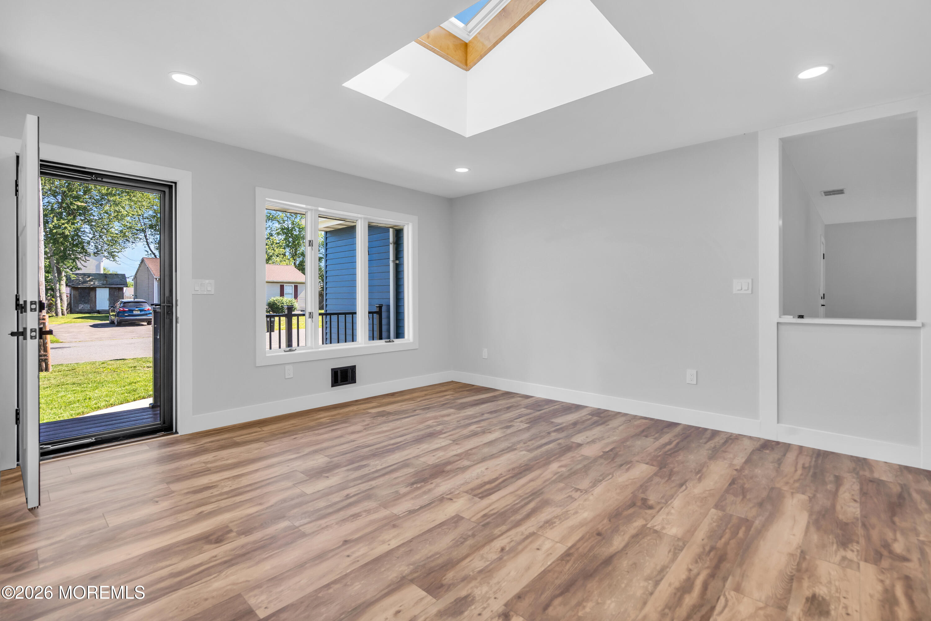 1009 Buena Vista Road