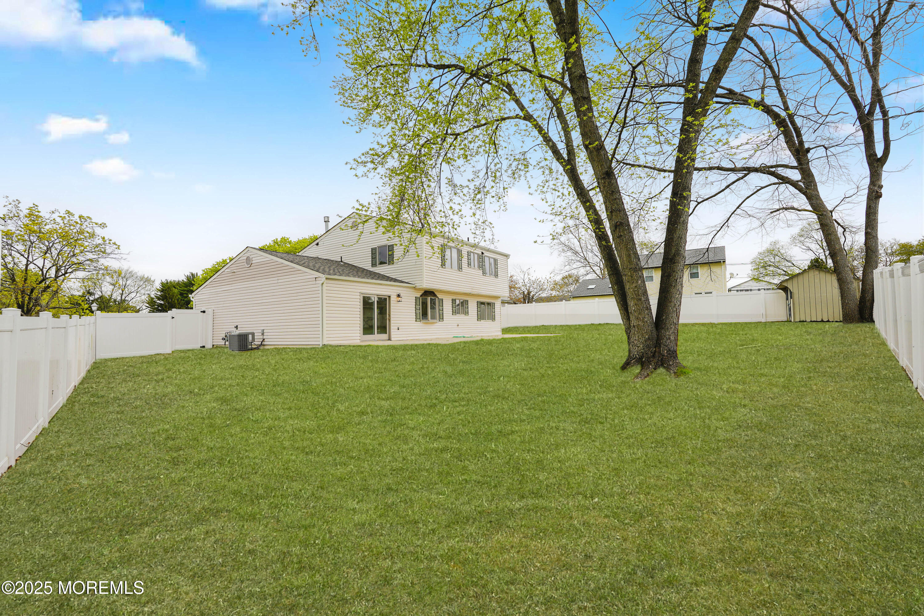 223 Alden Court, Aberdeen, New Jersey image 38