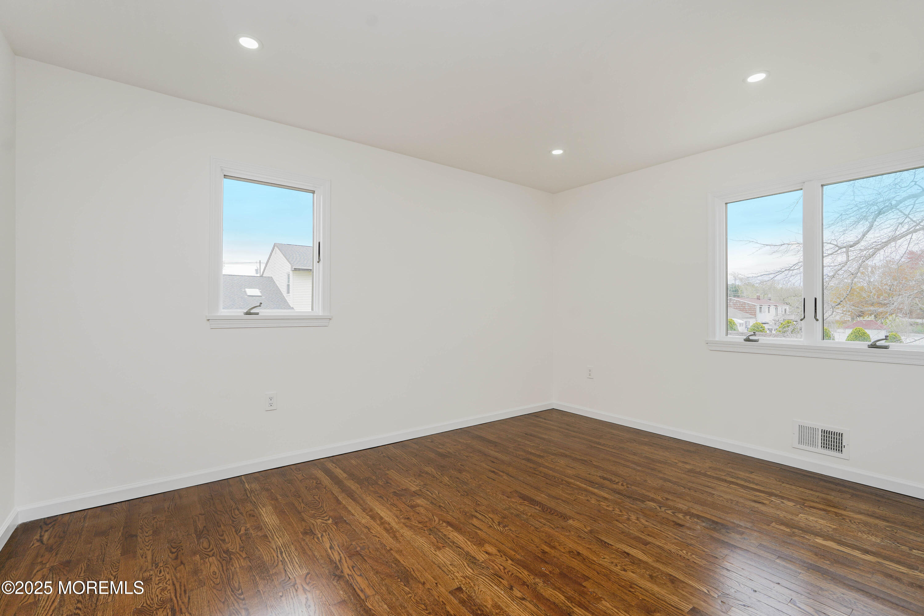 223 Alden Court, Aberdeen, New Jersey image 34