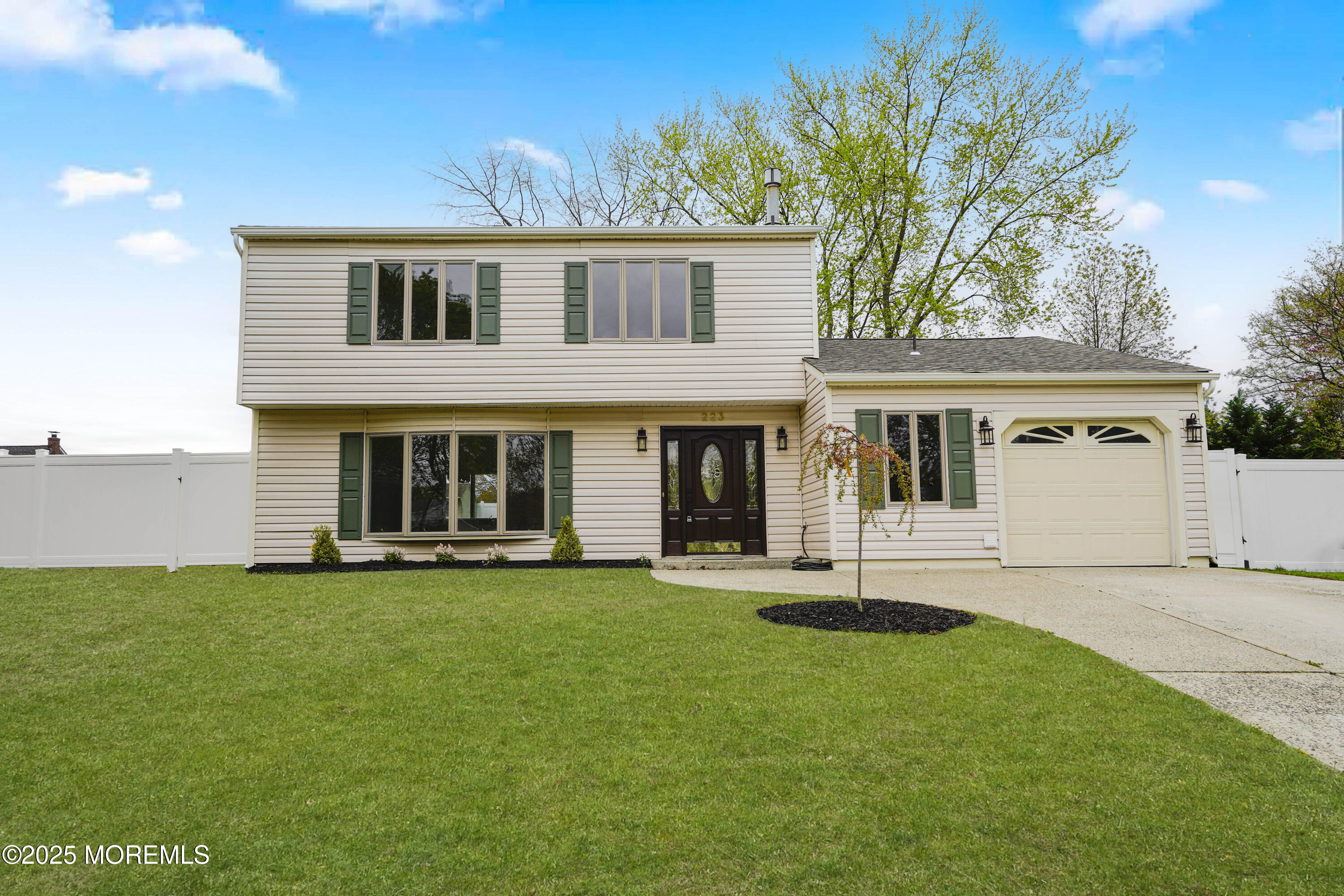 223 Alden Court, Aberdeen, New Jersey image 2
