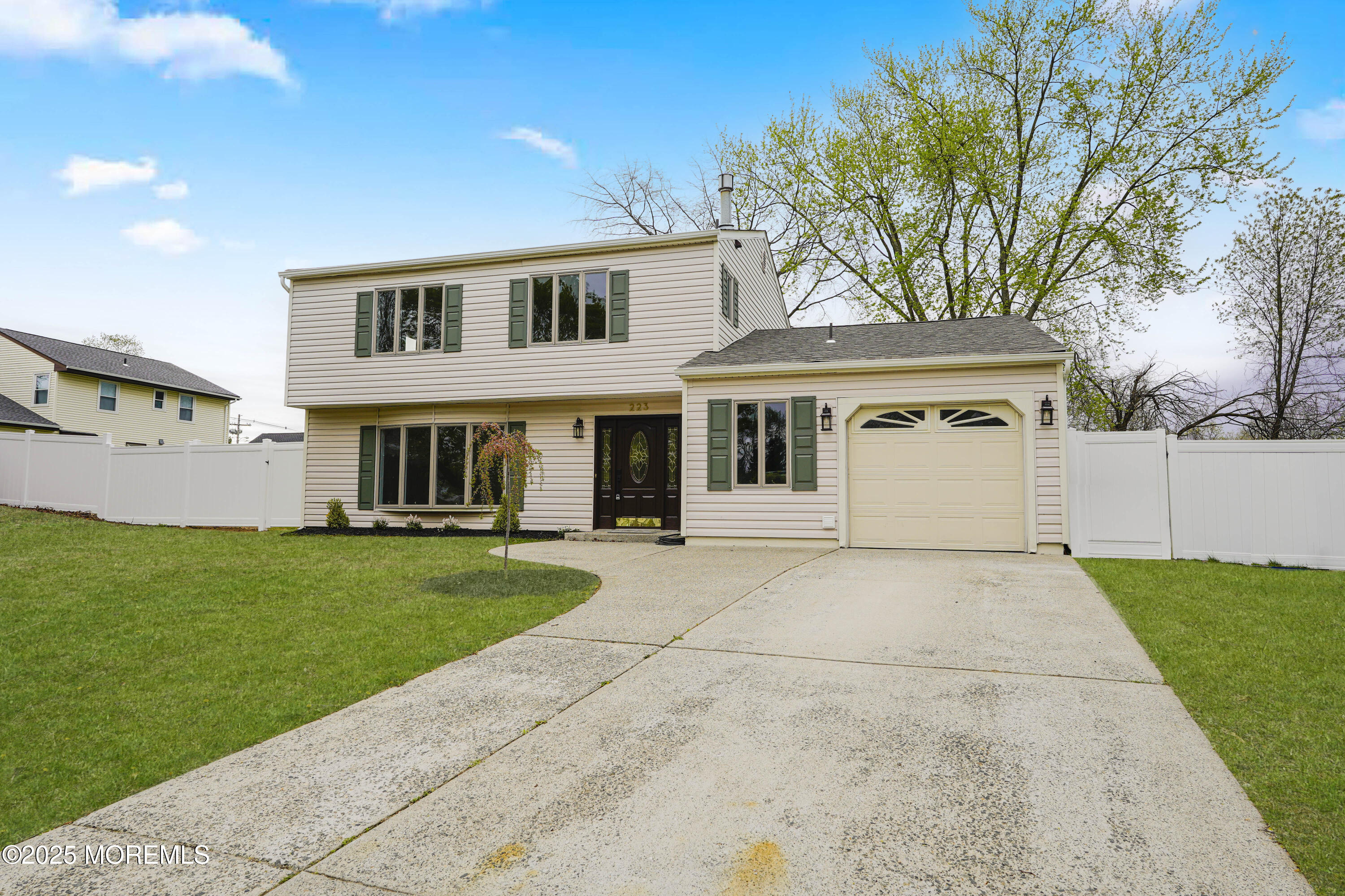223 Alden Court, Aberdeen, New Jersey image 3