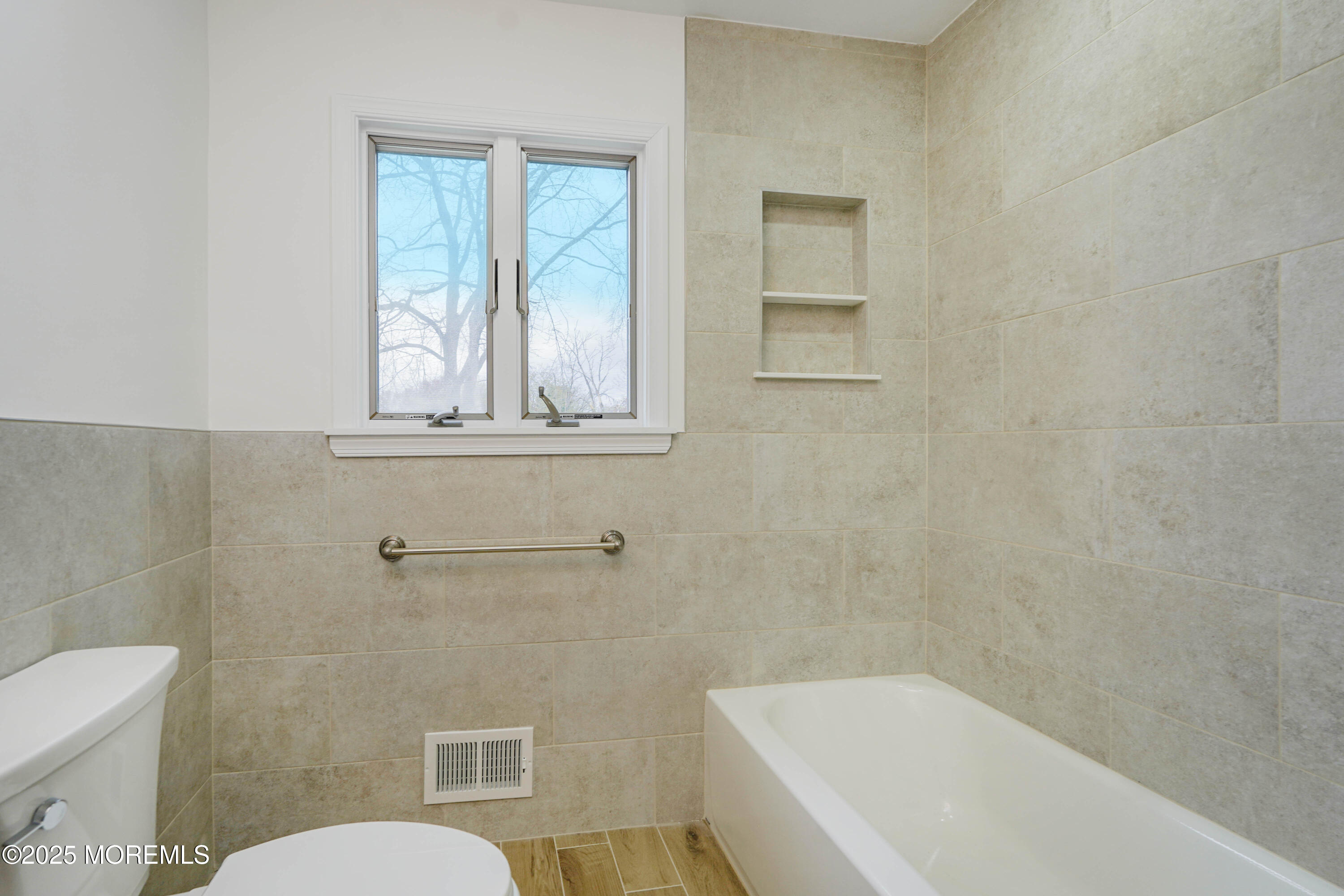 223 Alden Court, Aberdeen, New Jersey image 30
