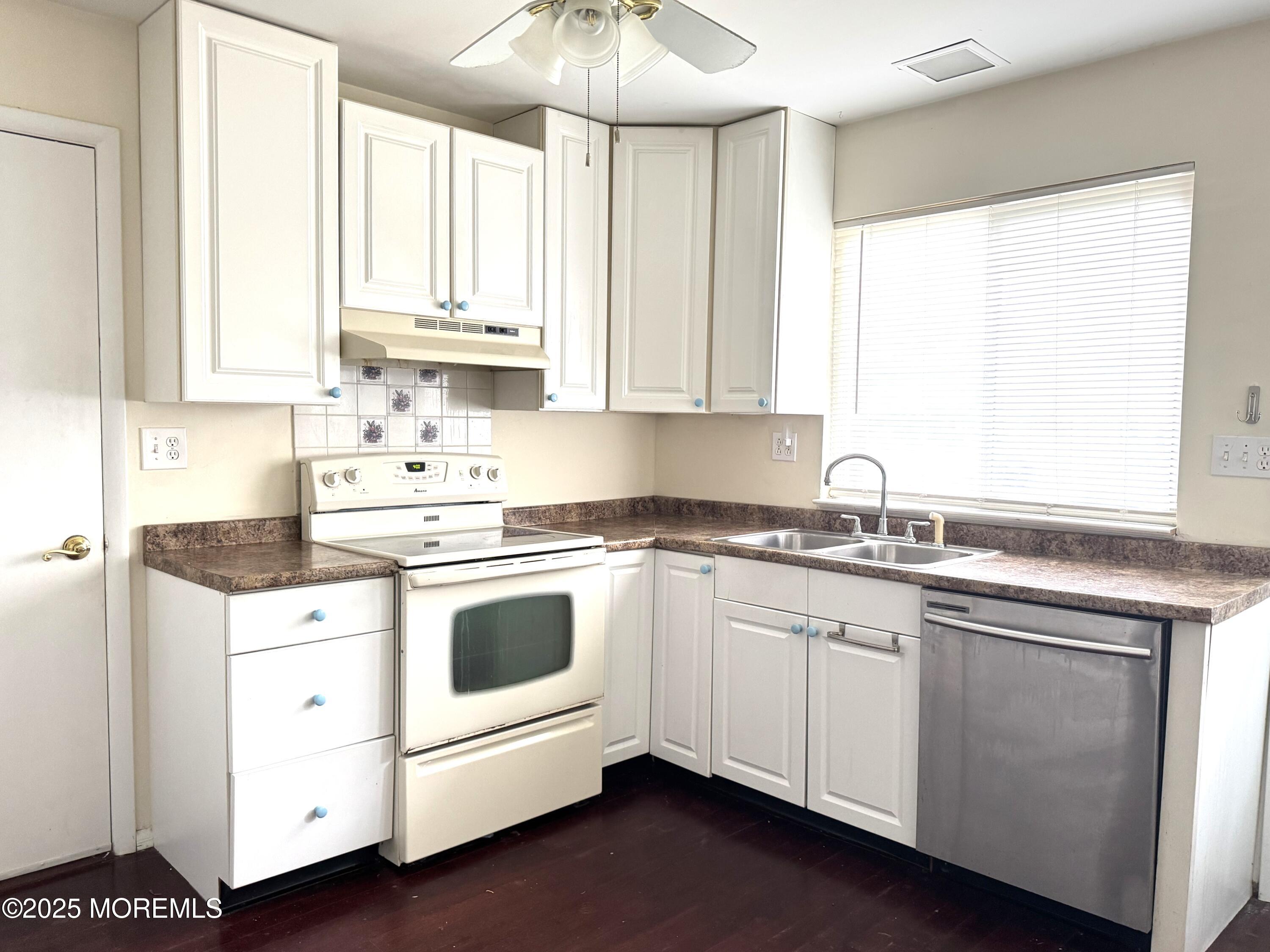 561 Malvern Court #B, Manchester, New Jersey image 12