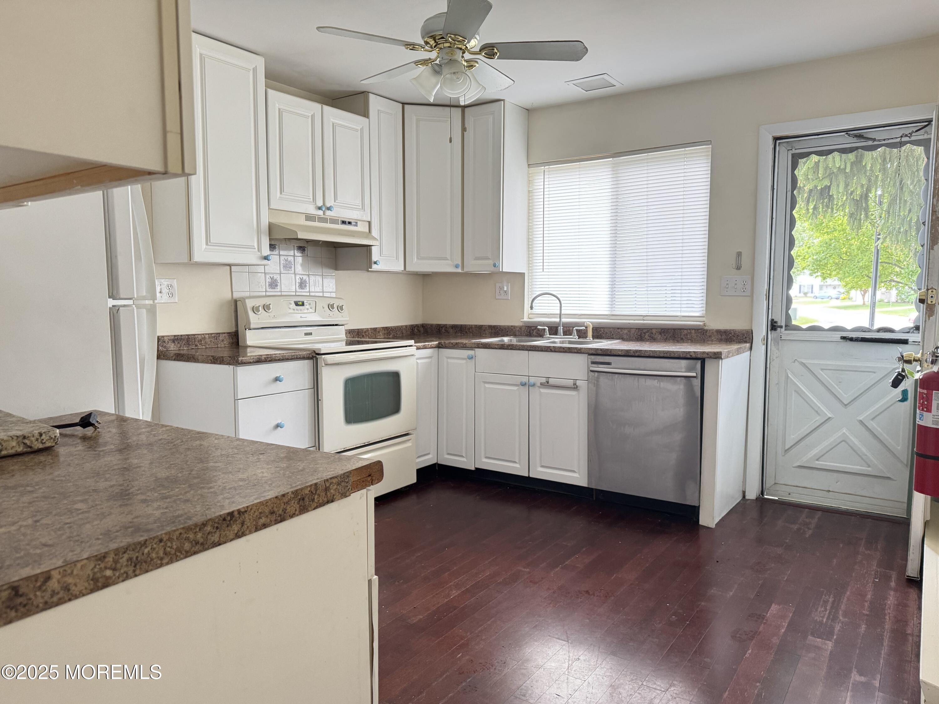561 Malvern Court #B, Manchester, New Jersey image 6