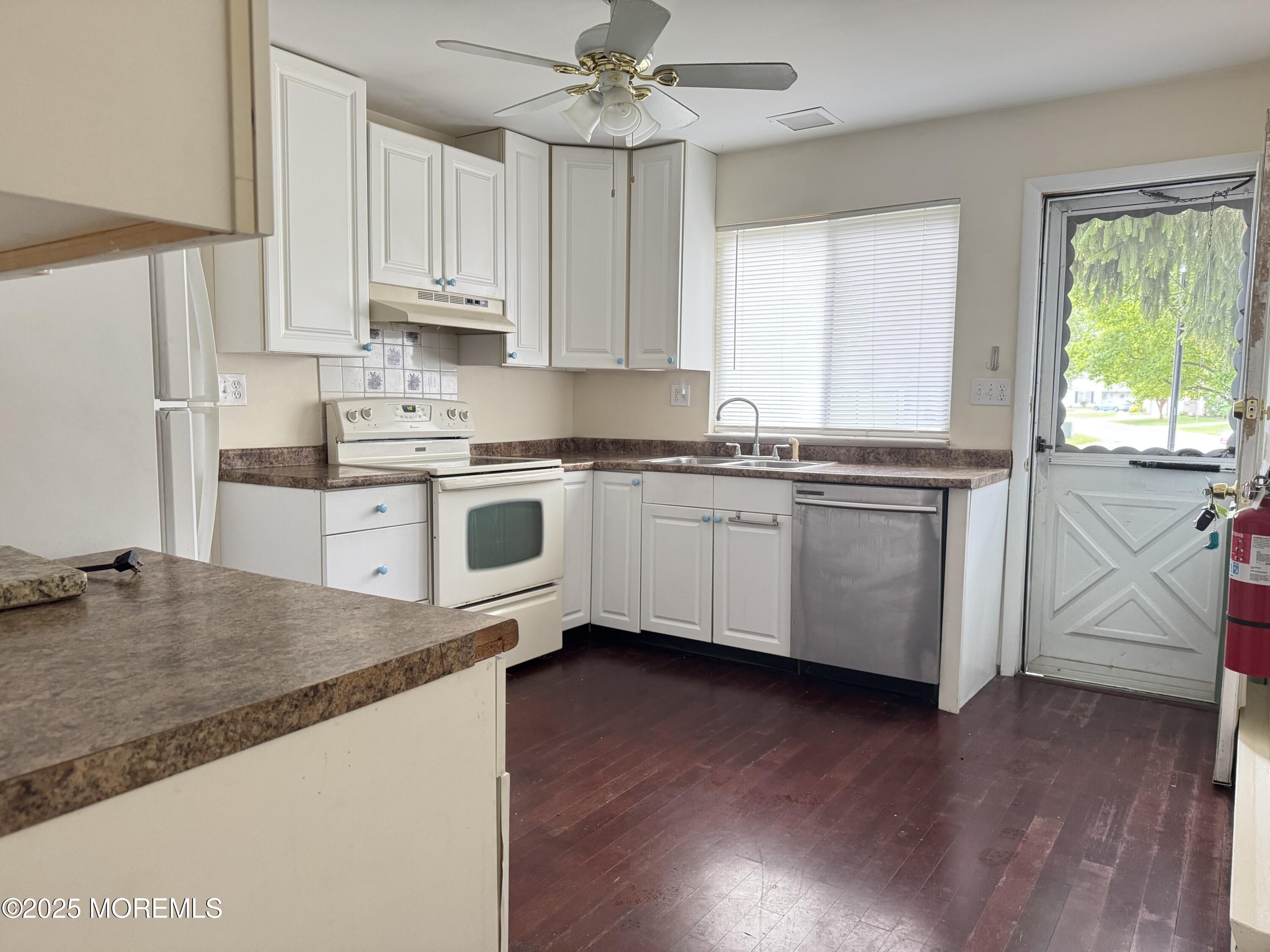 561 Malvern Court #B, Manchester, New Jersey image 8