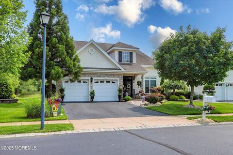 8 Crawford Road Manalapan NJ 07726