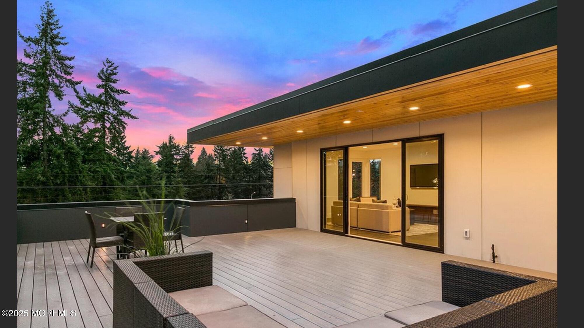 23 Royal Drive