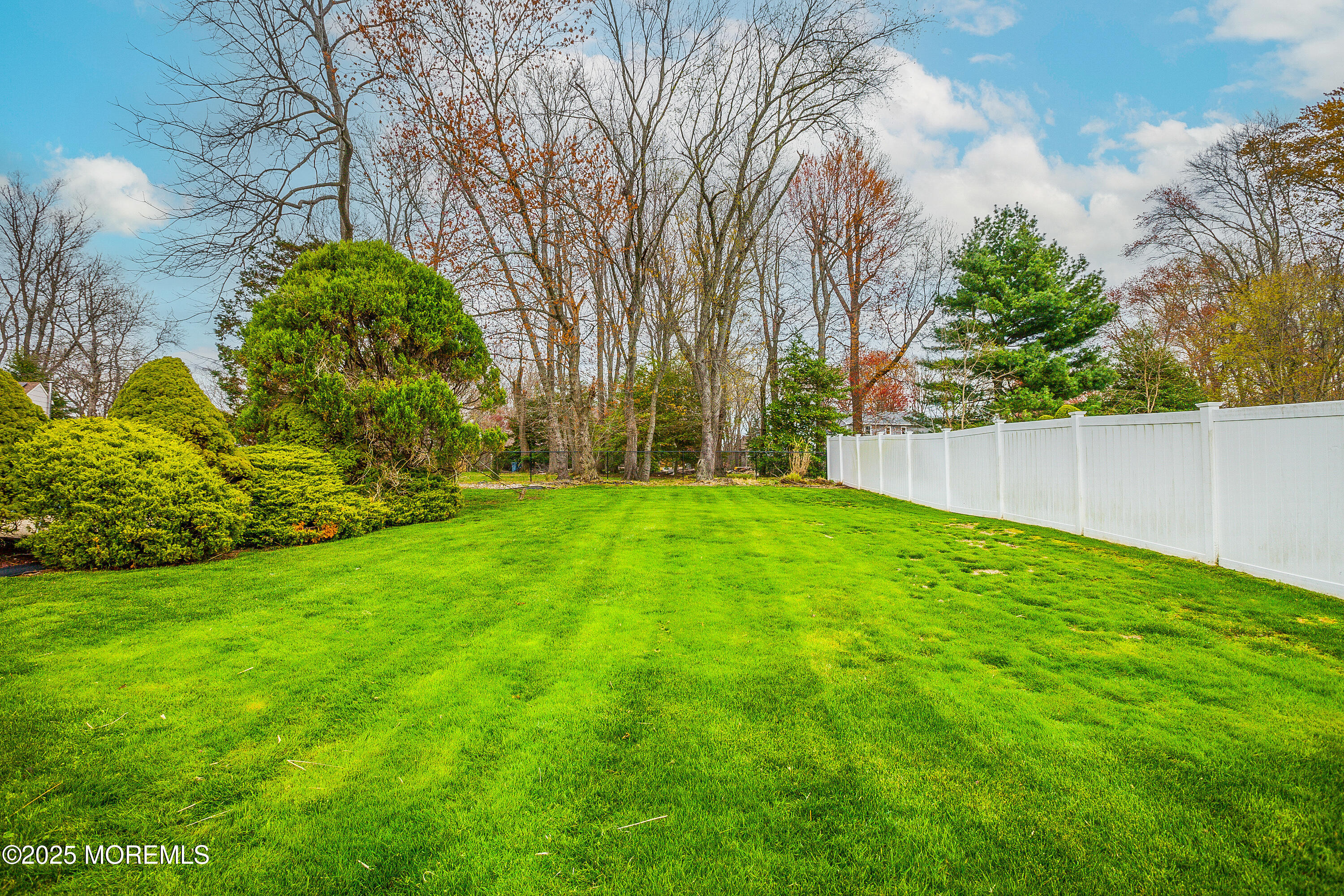 26 Washington Avenue, Morganville, New Jersey image 23