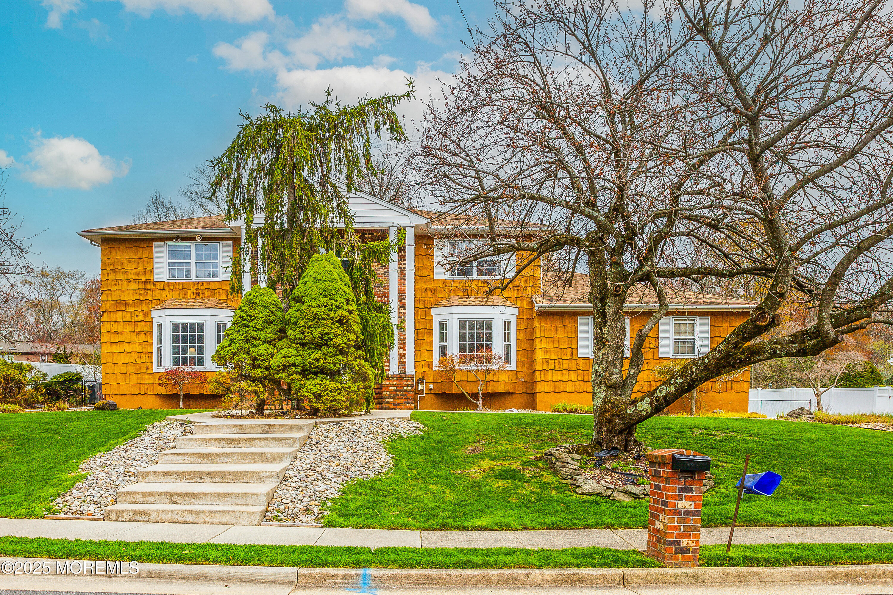 26 Washington Avenue, Morganville, New Jersey image 2