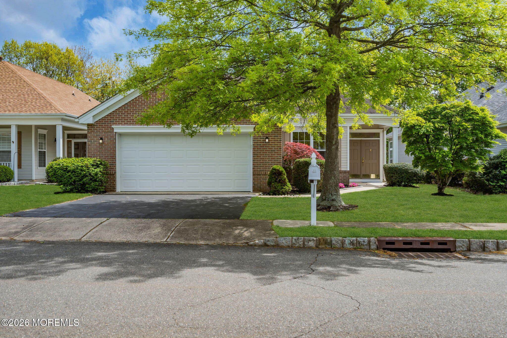 24 Greenways Lane