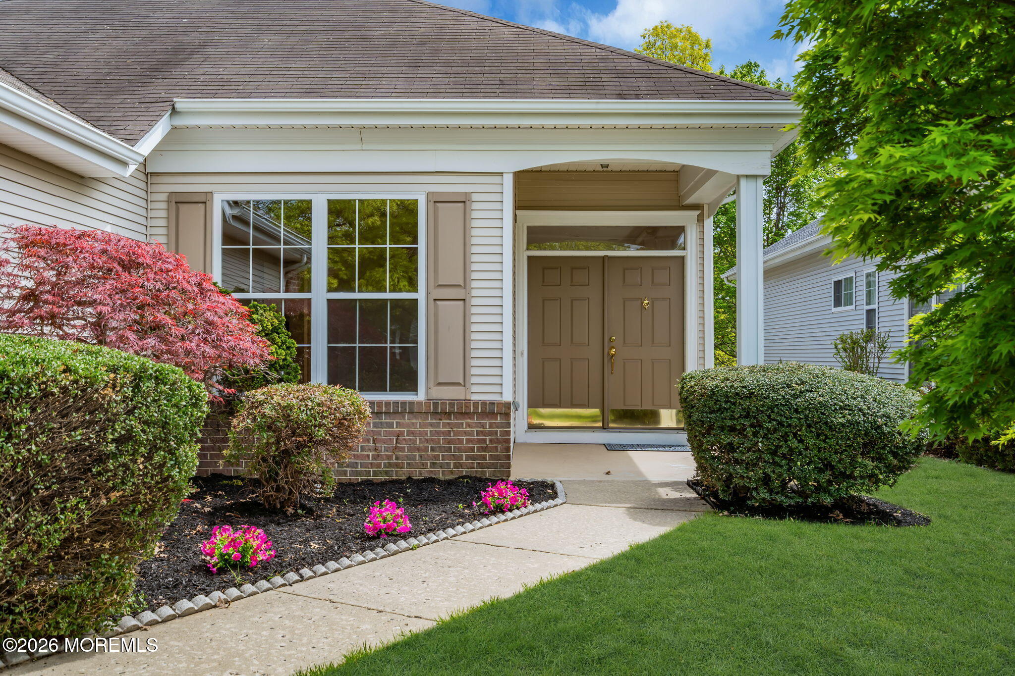24 Greenways Lane