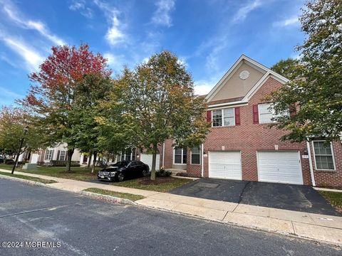 73 Ironwood Court Middletown NJ 07748