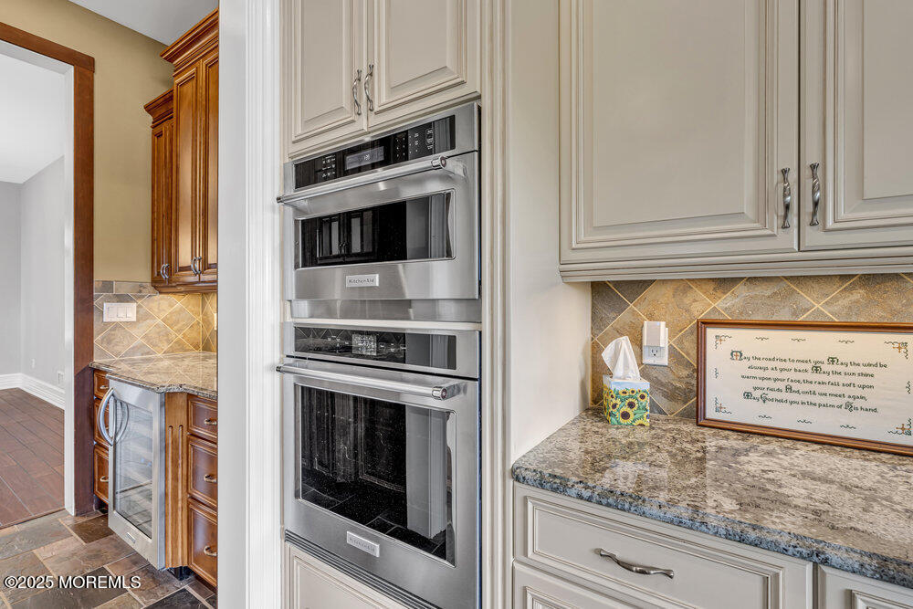 17 Windsor Place, Colts Neck, New Jersey image 21