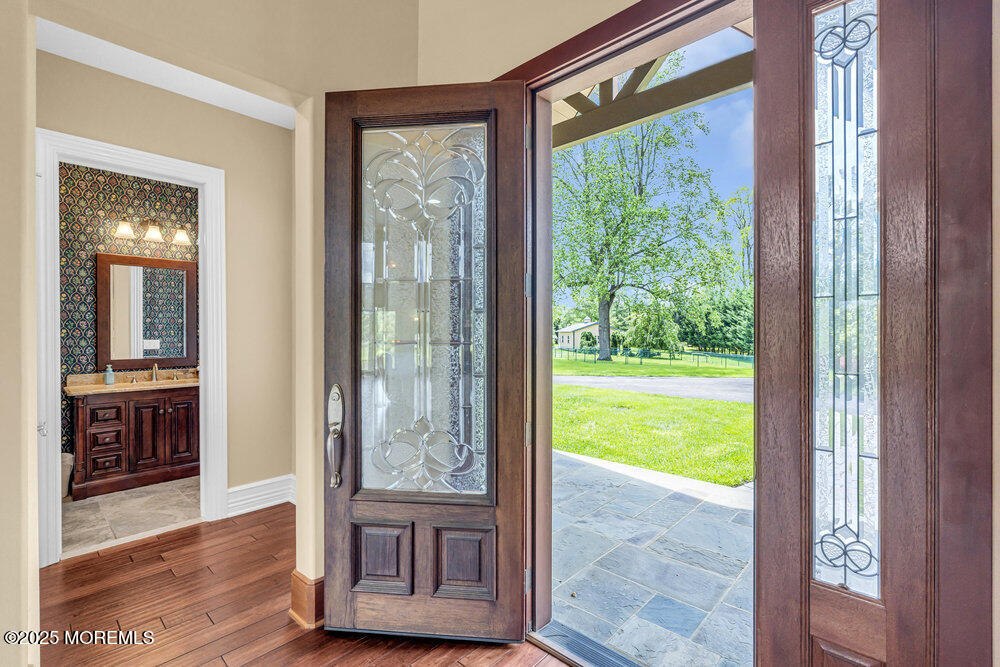 17 Windsor Place, Colts Neck, New Jersey image 10