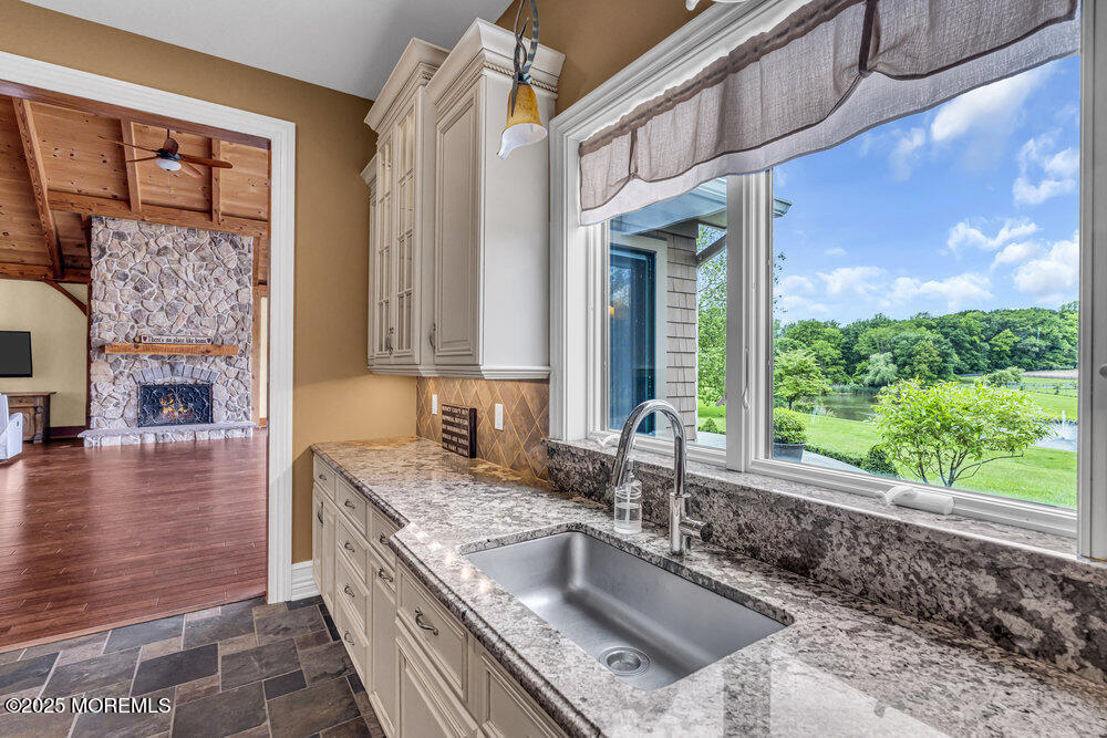 17 Windsor Place, Colts Neck, New Jersey image 18