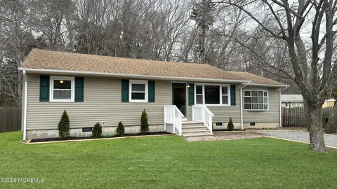 MLS: 22507074