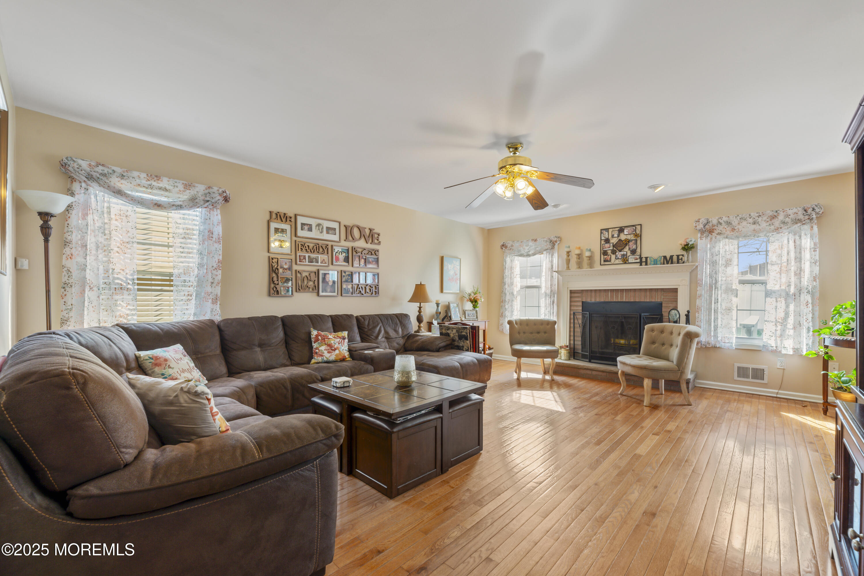 205 Russell Street, Woodbridge, New Jersey image 13
