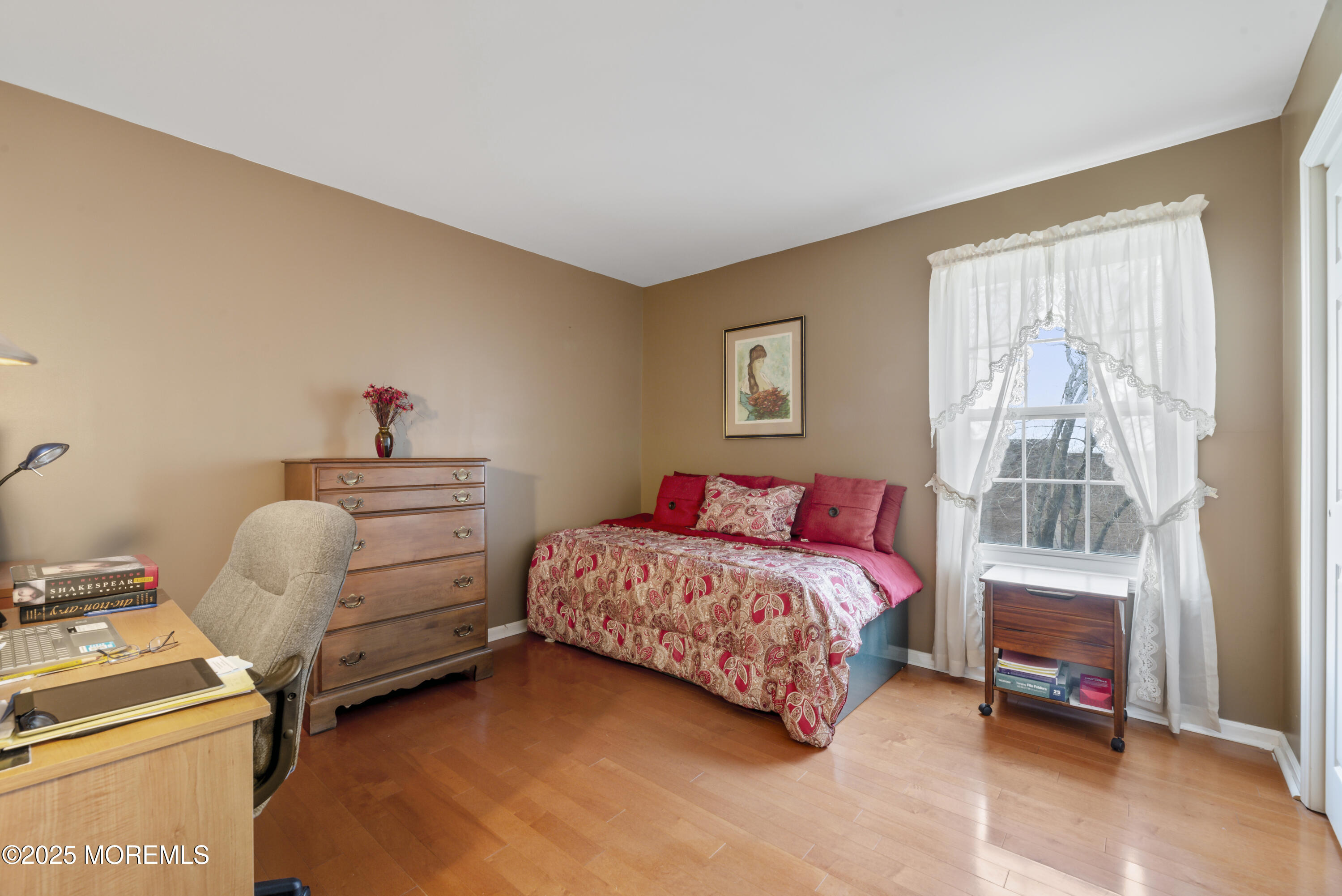 205 Russell Street, Woodbridge, New Jersey image 22