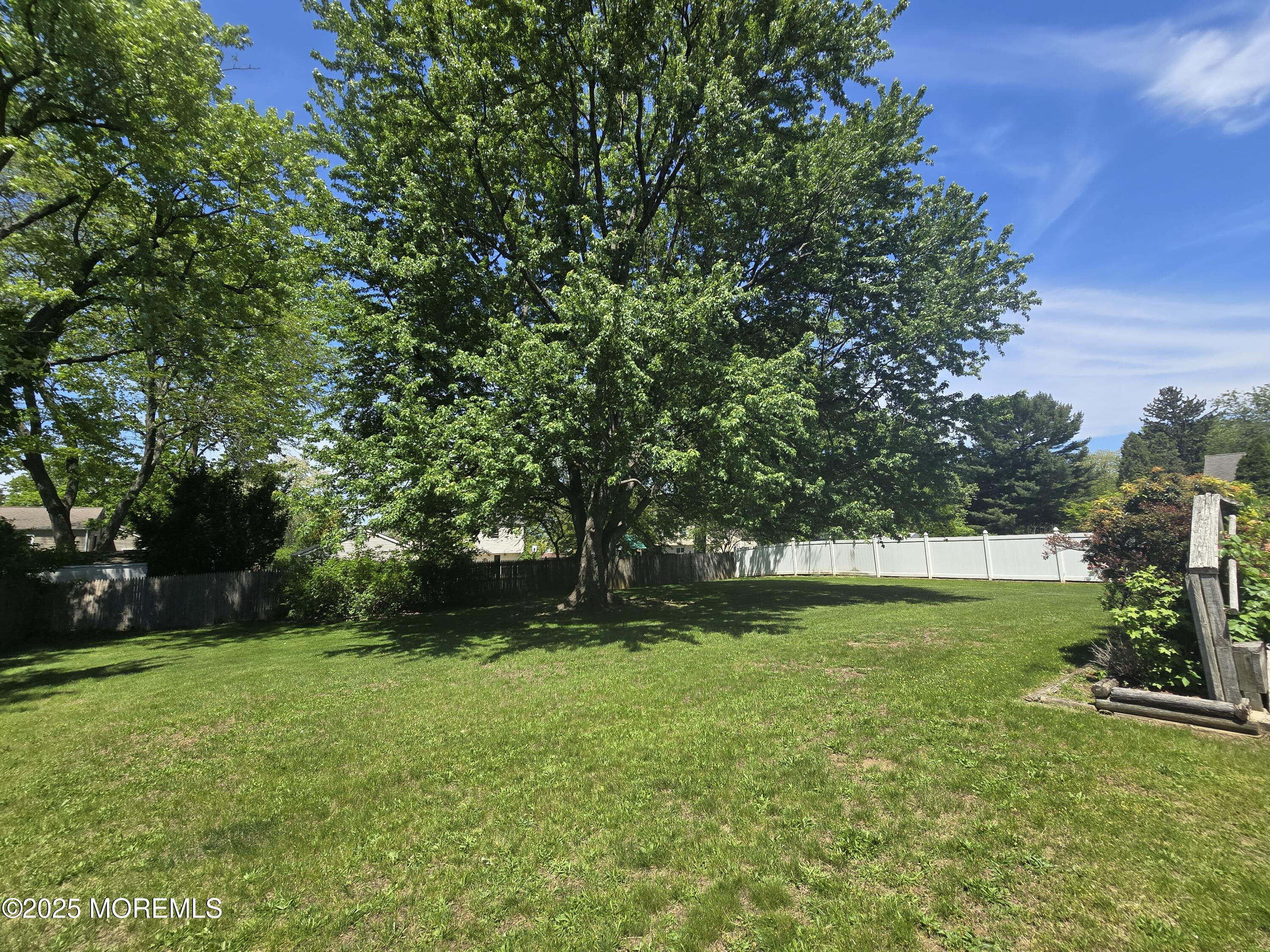 13 Mayfair Road, Holmdel, New Jersey image 20