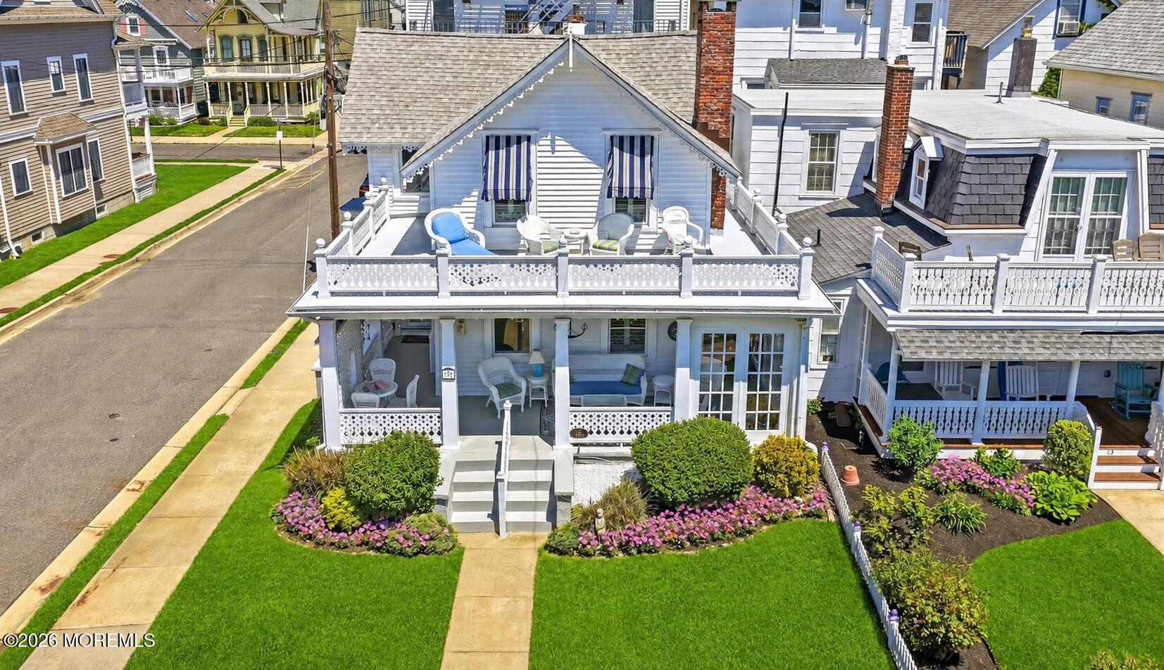 15 Bath Avenue