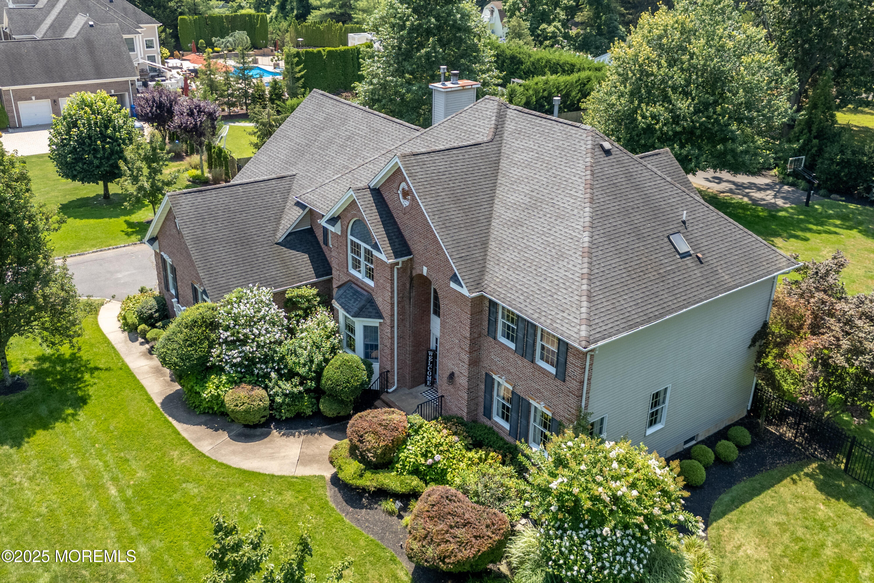 2 Sterling Court
