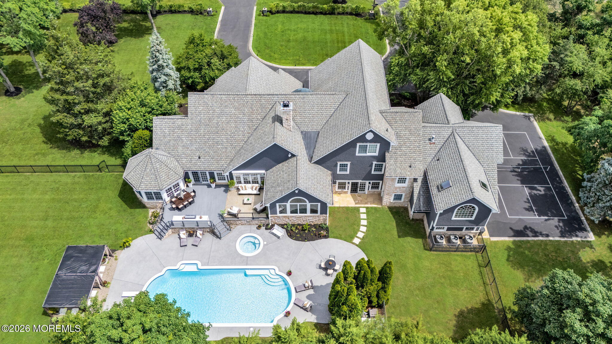 8 Black Point Horseshoe Street