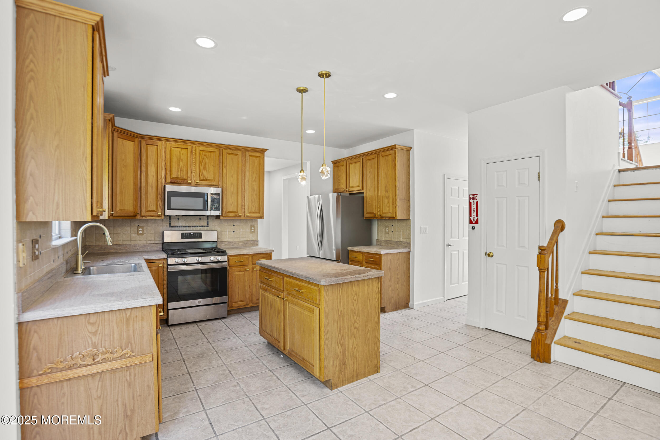 2 Kindling Way, Jackson, New Jersey image 16